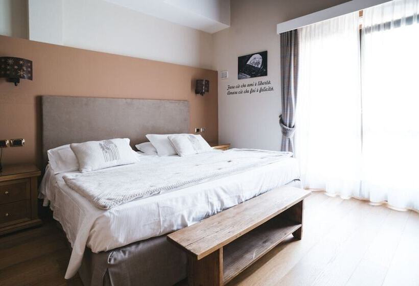 小型套房, Paradise Hotel & Wellness