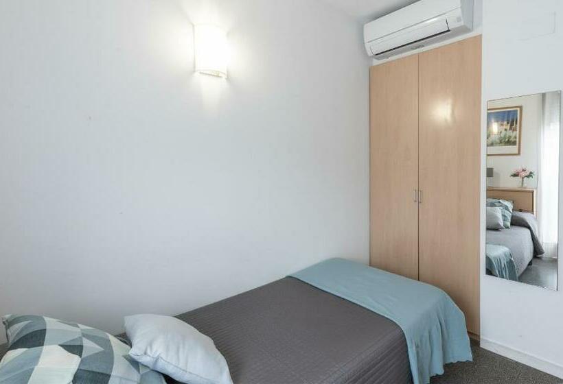 استودیوی استاندارد, Residencia Universitaria Campus Del Mar