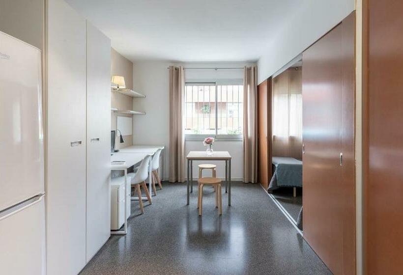 استودیو کامفورت, Residencia Universitaria Campus Del Mar