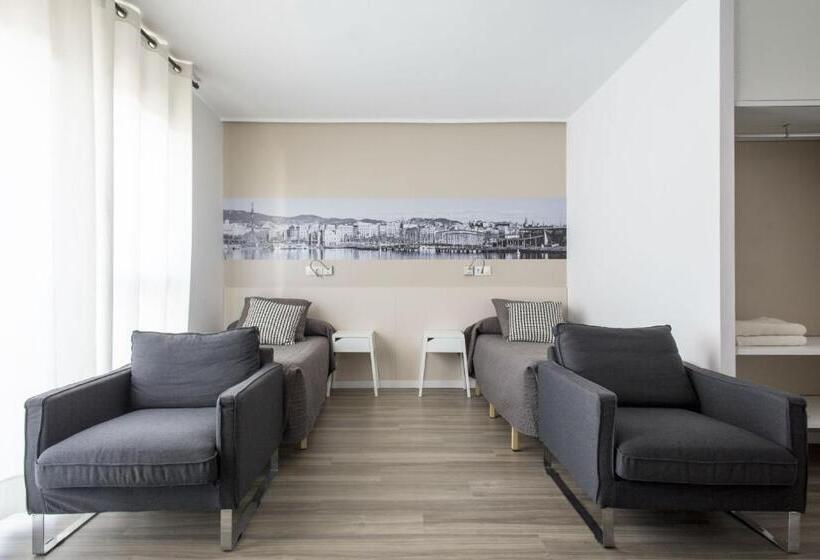 استودیو اجرایی, Residencia Universitaria Campus Del Mar