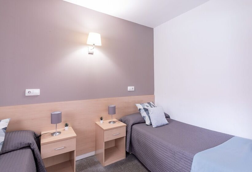 استودیو کامفورت, Residencia Universitaria Campus Del Mar