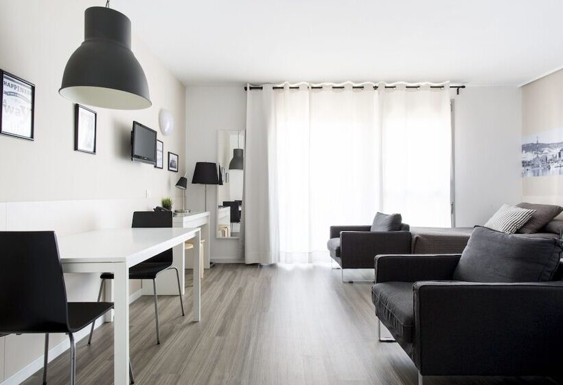 استودیو اجرایی, Residencia Universitaria Campus Del Mar