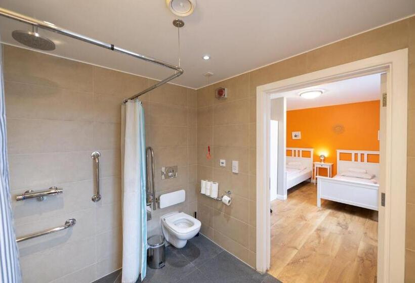 Номер Стандарт, Wombat S City Hostel London