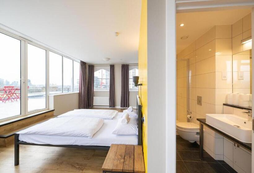 Четырехместный Номер Стандарт, Wombat S City Hostel London