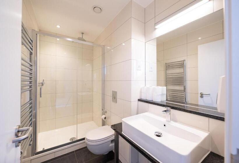 Четырехместный Номер Стандарт, Wombat S City Hostel London