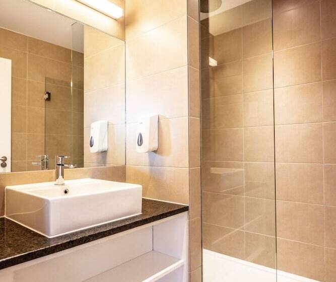 Номер Стандарт, Wombat S City Hostel London