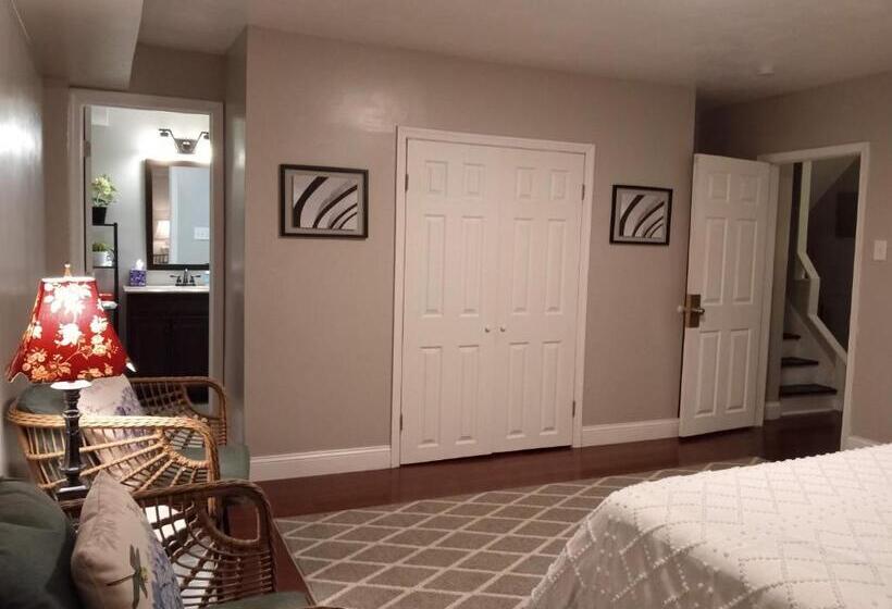 带大床的高级房间, Fairmount House