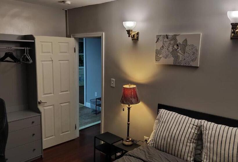 标准房带园景, Fairmount House