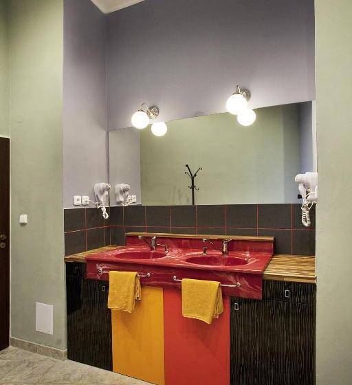 חדר סטנדרט חדר אמבטיה משותף, Jacob Brno