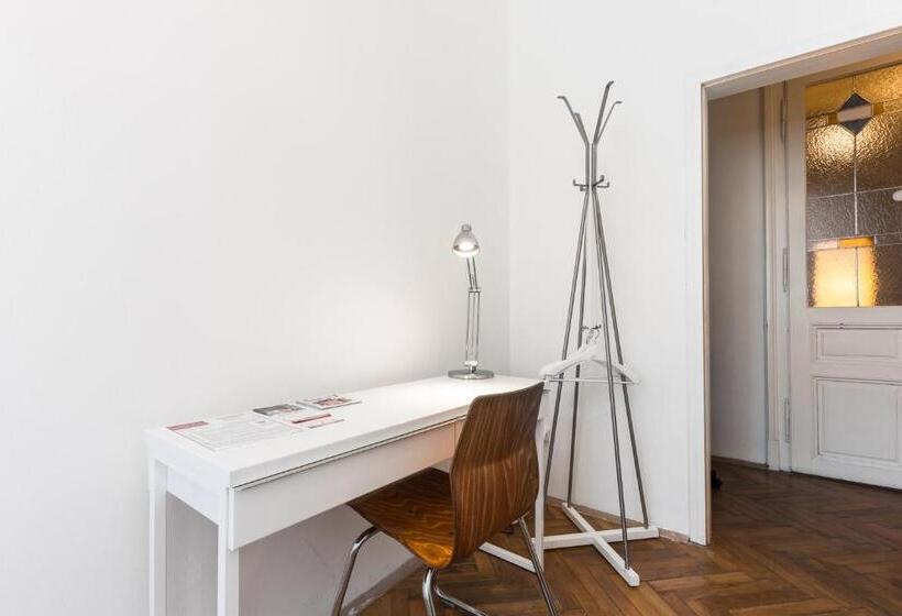 חדר סטנדרד יחיד חדר אמבטיה משותף, Jacob Brno