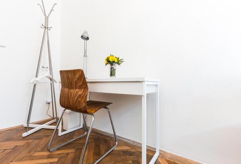 חדר סטנדרד יחיד חדר אמבטיה משותף, Jacob Brno