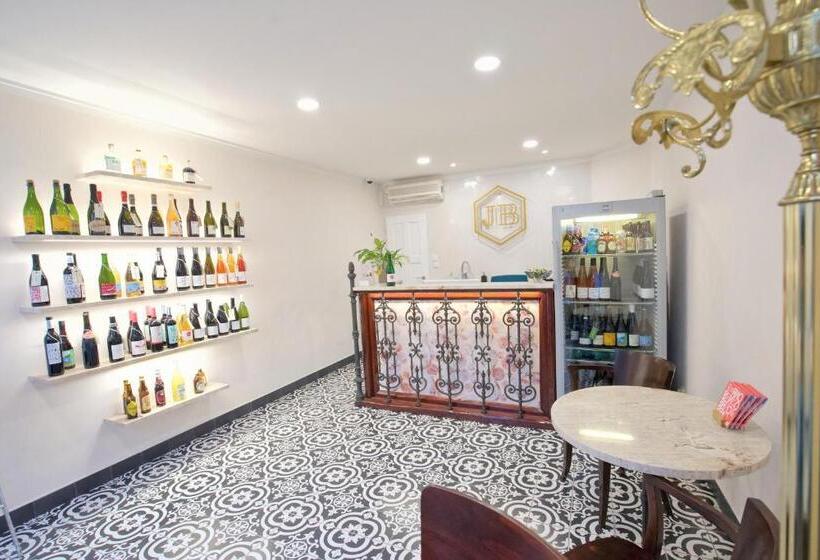 דירת שני חדרים, Jacob Brno