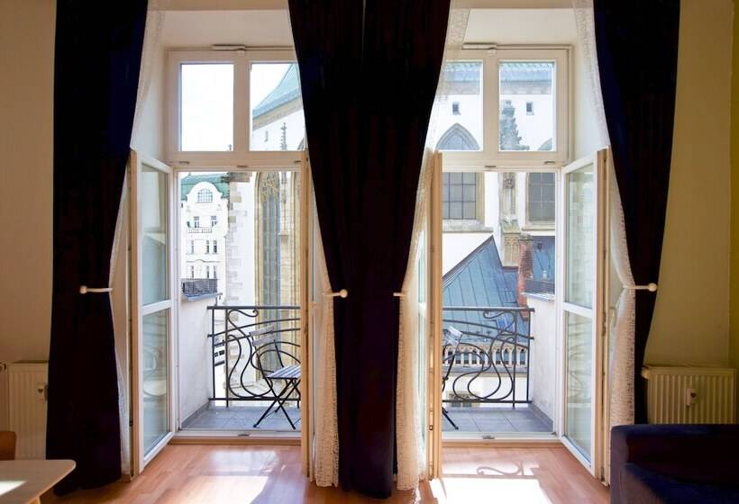 דירת חדר שינה 1 עם נוף לעיר, Jacob Brno