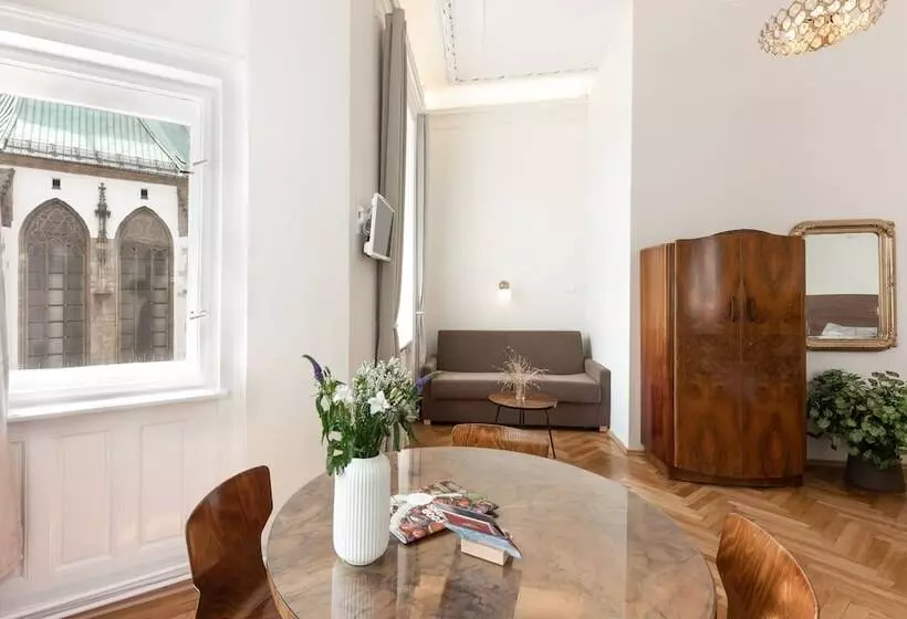 1 Bedroom Apartment City View, Jacob Brno