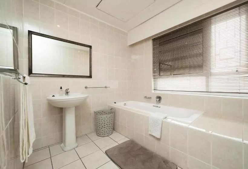 اتاق لوکس, Admirals Lodge Guest House And Brightways Self Catering Apartments