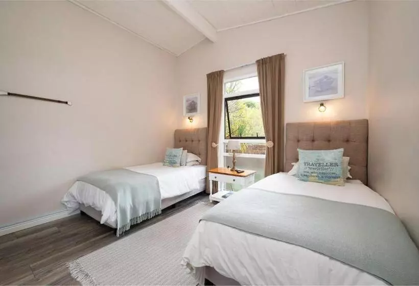 اتاق خانوادگی, Admirals Lodge Guest House And Brightways Self Catering Apartments