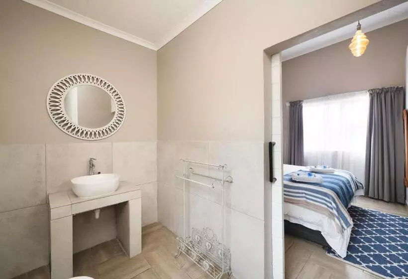 آپارتمان 3 خوابه, Admirals Lodge Guest House And Brightways Self Catering Apartments