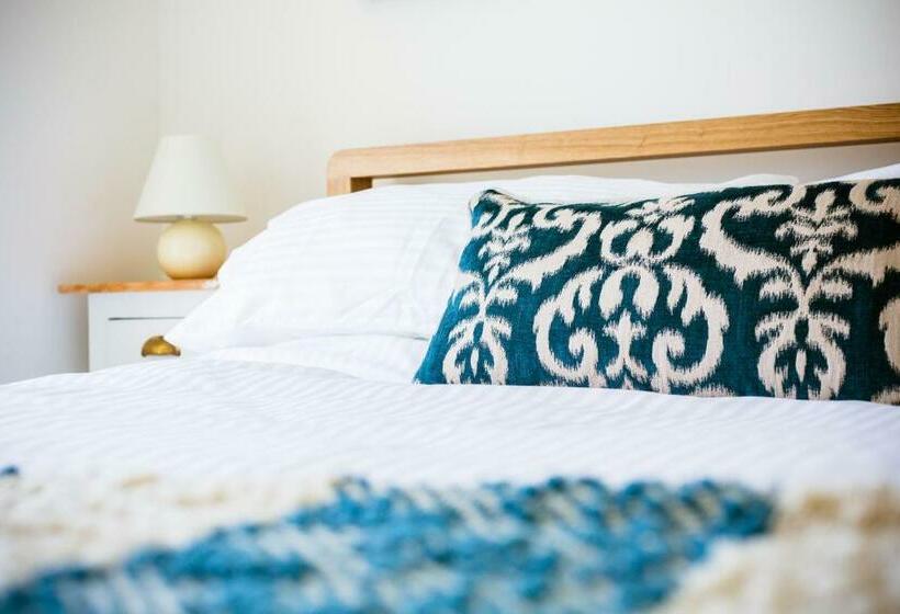 スタンダードルーム, Fig Tree House