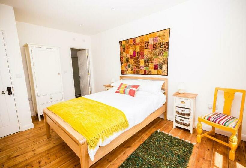 スタンダードルーム, Fig Tree House