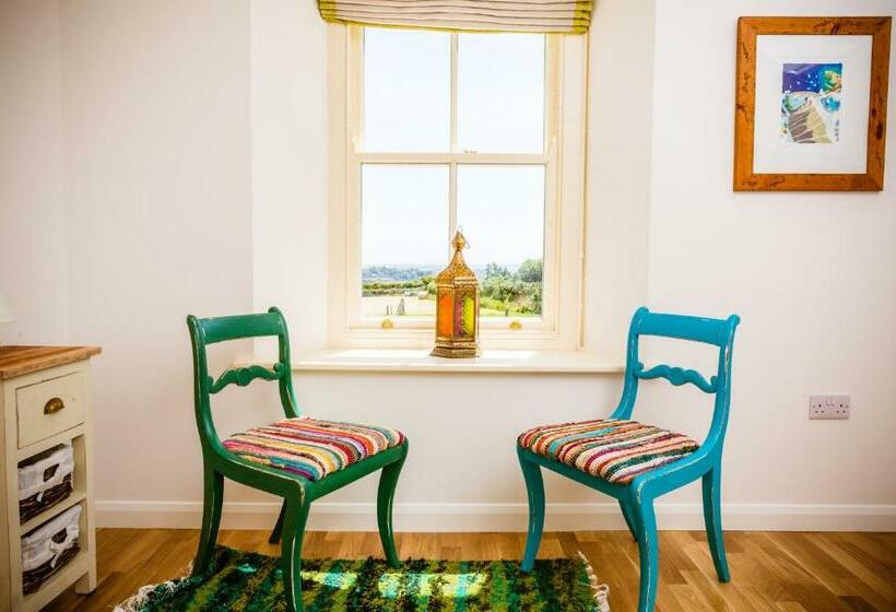 スタンダードルーム, Fig Tree House