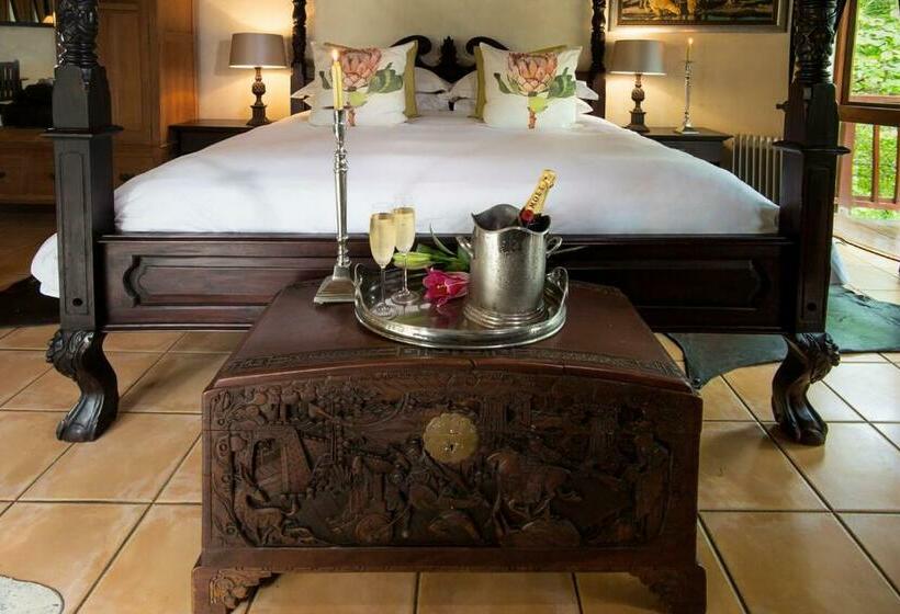 סוויטה משפחתית, The Loerie Hide