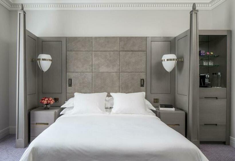 חדר סופריור עם מיטת קינג, Four Seasons Hotel London At Tower Bridge