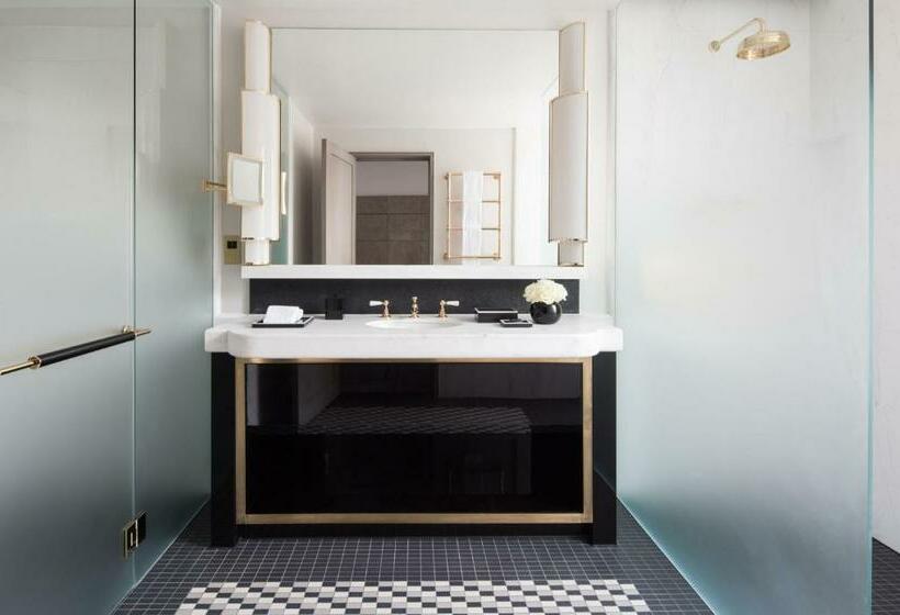 חדר סופריור עם מיטת קינג, Four Seasons Hotel London At Tower Bridge