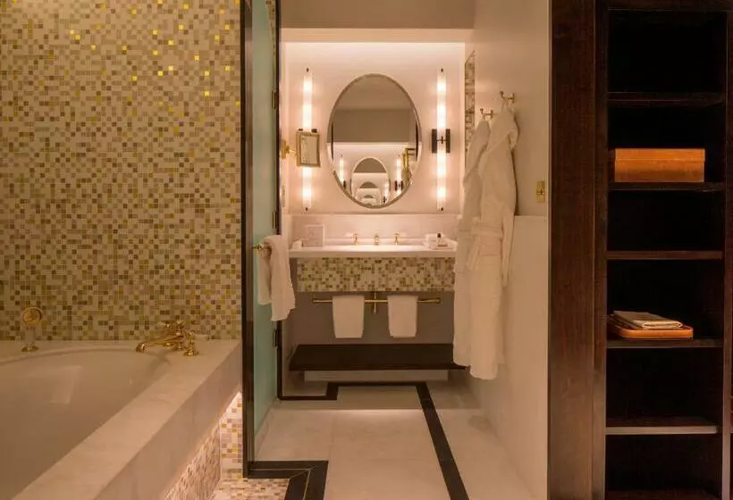 エクゼクティブルーム, Four Seasons Hotel London At Tower Bridge
