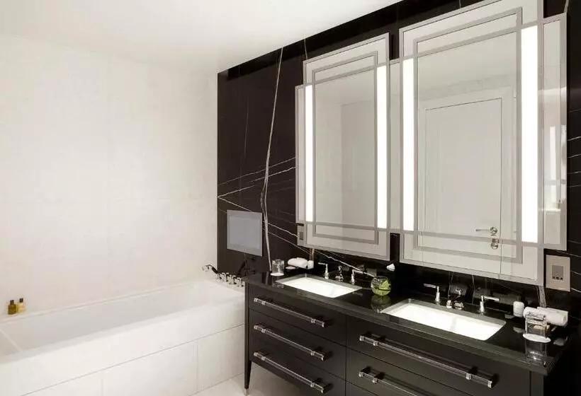２ベッドルームアパートメント, Four Seasons Hotel London At Tower Bridge