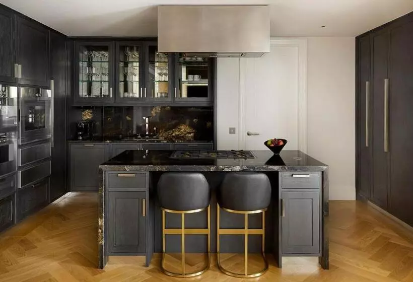 ２ベッドルームアパートメント, Four Seasons Hotel London At Tower Bridge