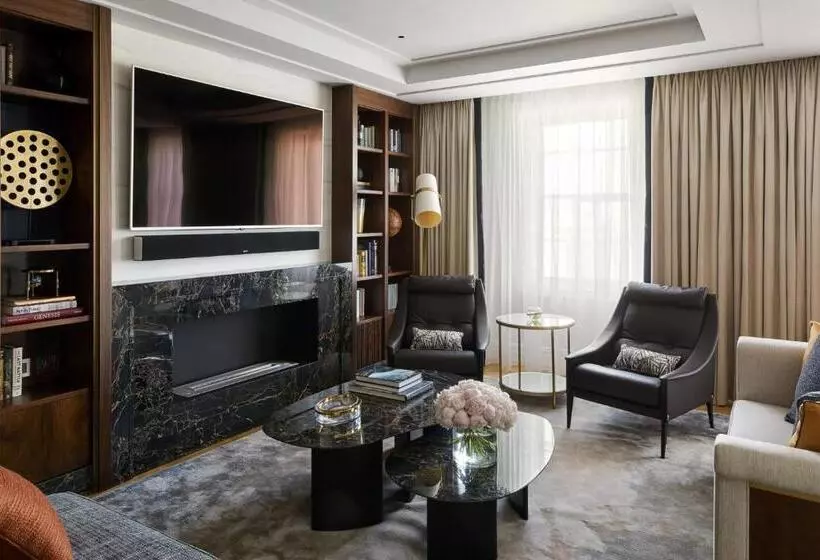 ３ベッドルームアパートメント, Four Seasons Hotel London At Tower Bridge