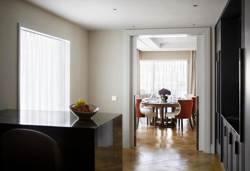 Королевский Номер, Four Seasons Hotel London At Tower Bridge