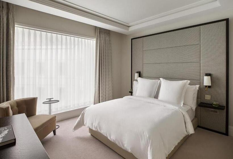 חדר סטנדרט, Four Seasons Hotel London At Tower Bridge