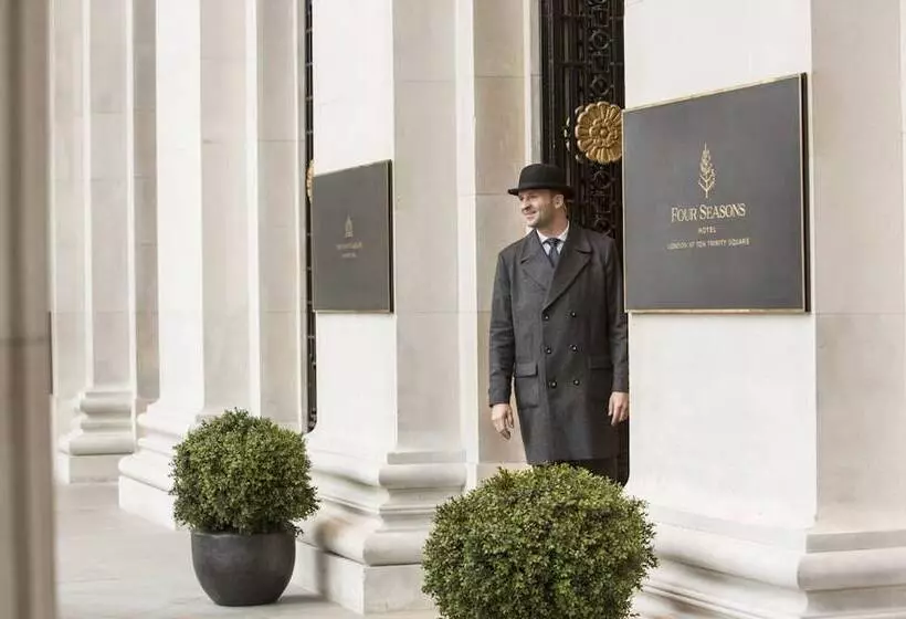 プレミアムルーム, Four Seasons Hotel London At Tower Bridge