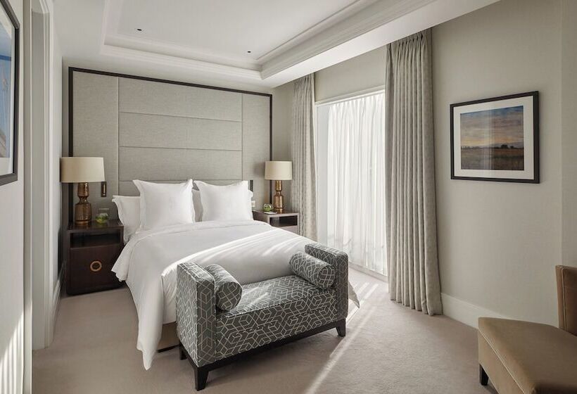 חדר סטנדרט, Four Seasons Hotel London At Tower Bridge