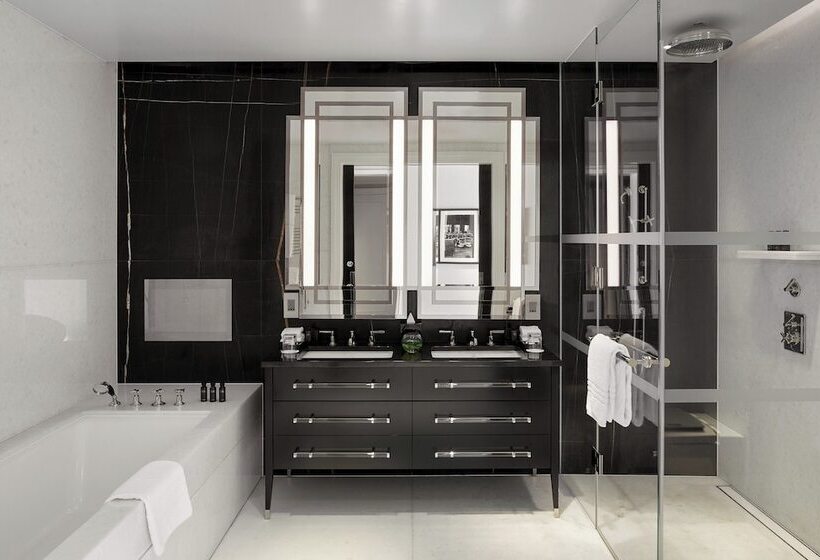 חדר סטנדרט, Four Seasons Hotel London At Tower Bridge