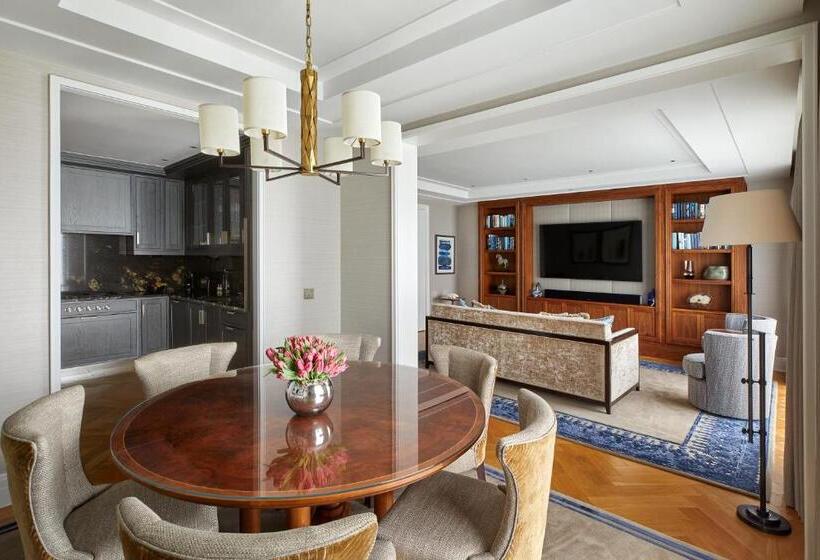 חדר סטנדרט, Four Seasons Hotel London At Tower Bridge