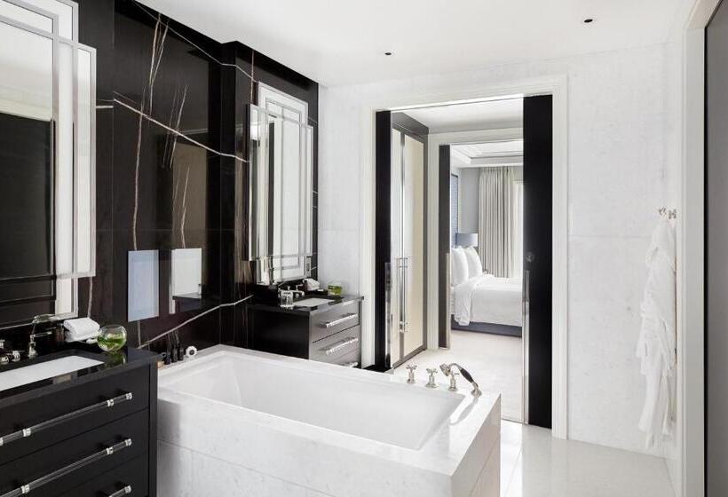 Номер Стандарт, Four Seasons Hotel London At Tower Bridge
