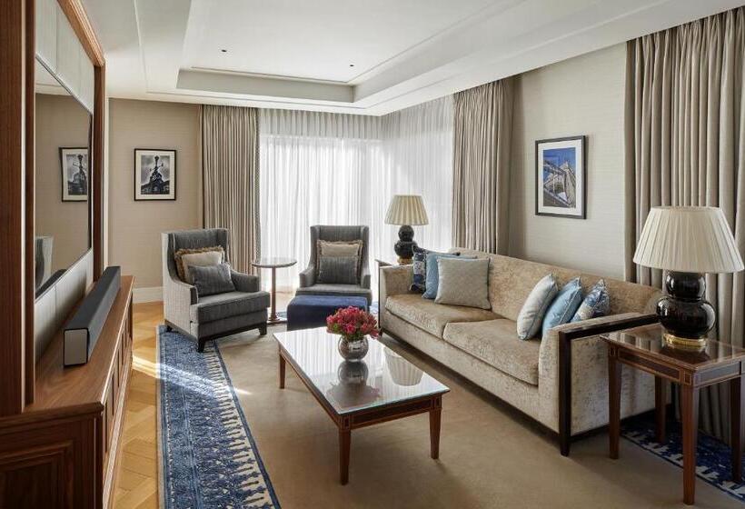 חדר סטנדרט, Four Seasons Hotel London At Tower Bridge