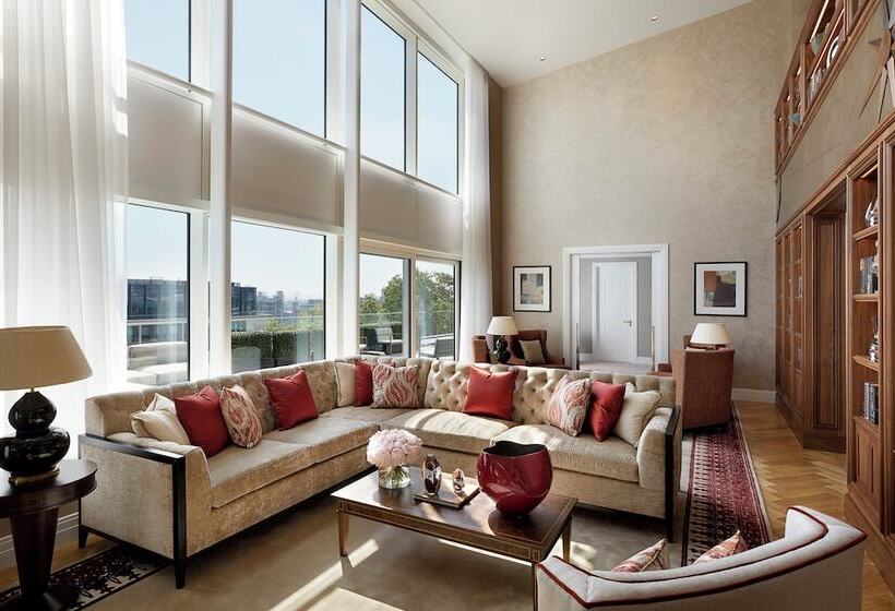 Королевский Люкс, Four Seasons Hotel London At Tower Bridge