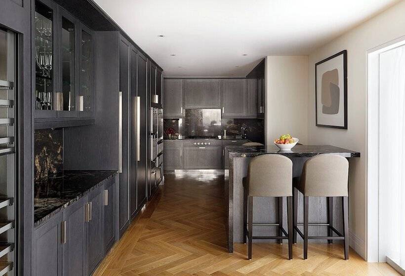 סוויטה מלכותית, Four Seasons Hotel London At Tower Bridge