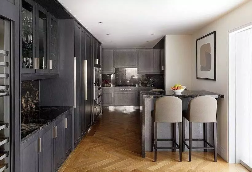 ロイヤルスイート, Four Seasons Hotel London At Tower Bridge