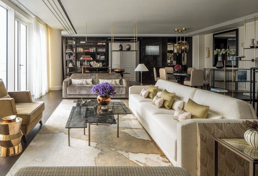 Королевский Люкс, Four Seasons Hotel London At Tower Bridge