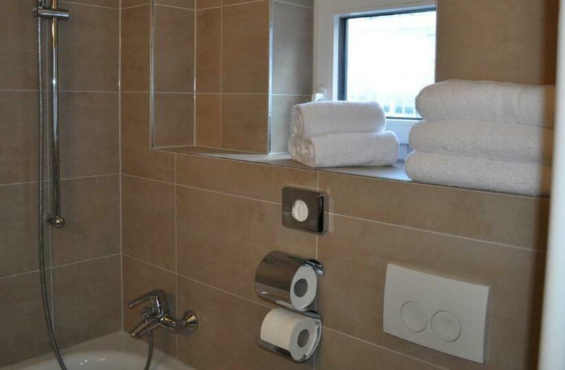 اتاق استاندارد چهار تخته, Goethe Business Hotel By Trip Inn