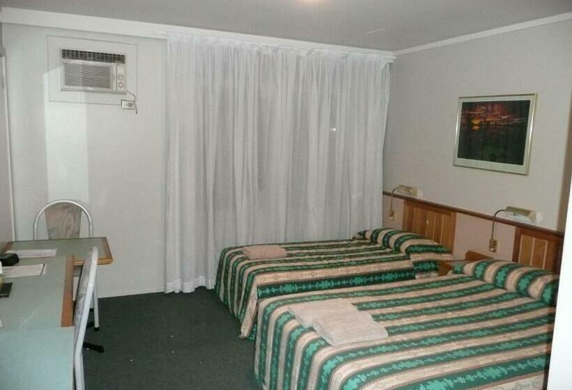 חדר סטנדרט, The Hermitage Motel