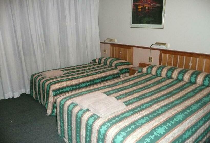 Номер Стандарт, The Hermitage Motel