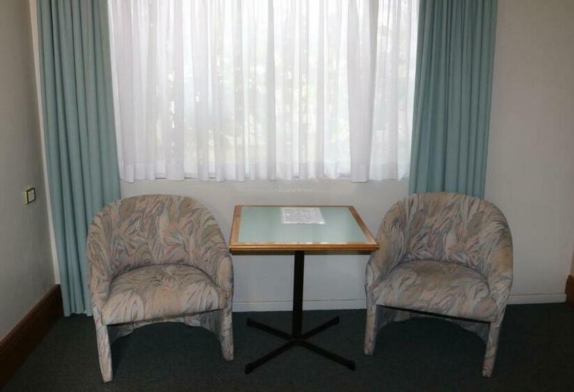 חדר סטנדרט, The Hermitage Motel