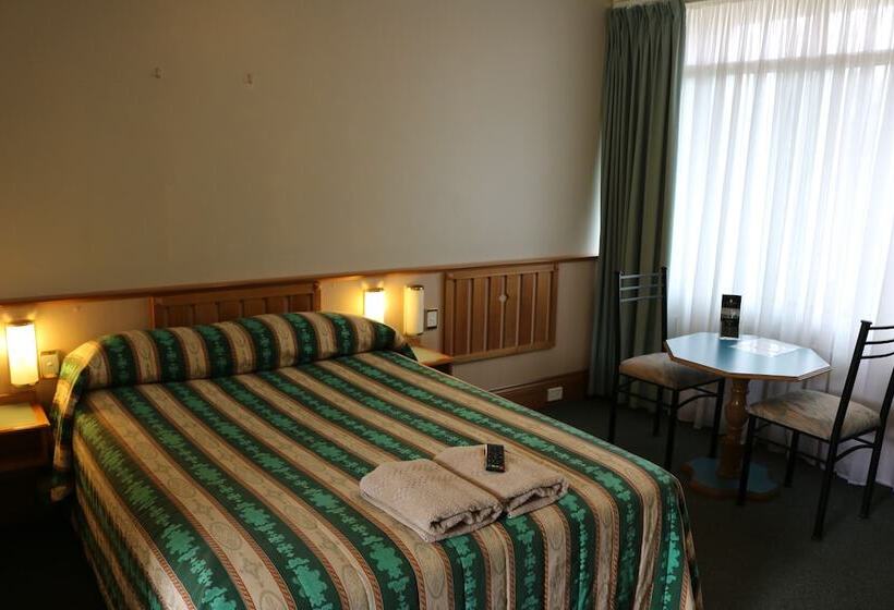 Номер Стандарт, The Hermitage Motel