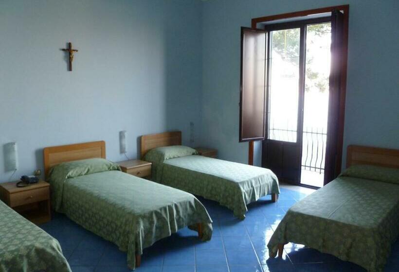 Четырехместный Номер Стандарт, Ancelle Sorrento  Casa D Accoglienza