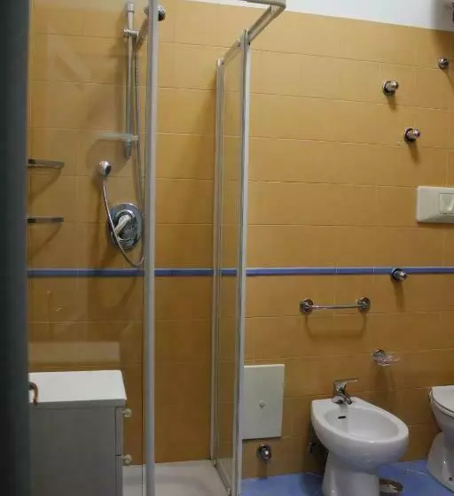 スタンダードトリプルルーム, Ancelle Sorrento  Casa D Accoglienza
